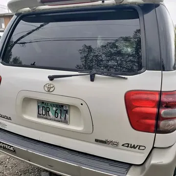 2002 Toyota Sequoia SR5