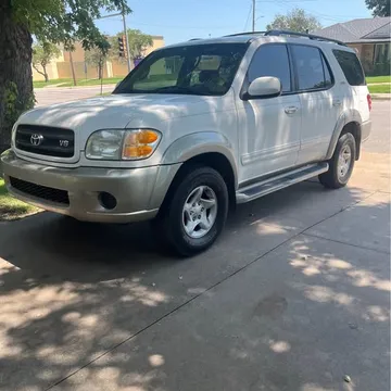 2002 Toyota Sequoia SR5 Sport Utility 4D