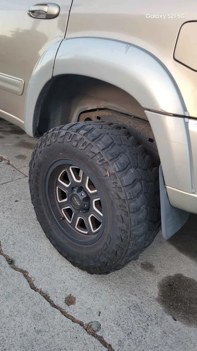 2002 Toyota Sequoia 1st Gen - Image 5 of 14