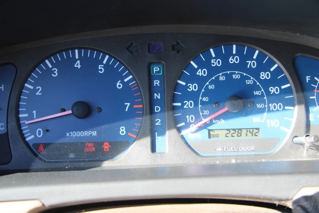 2002 Toyota Sienna 1st Gen - Image 13 of 21