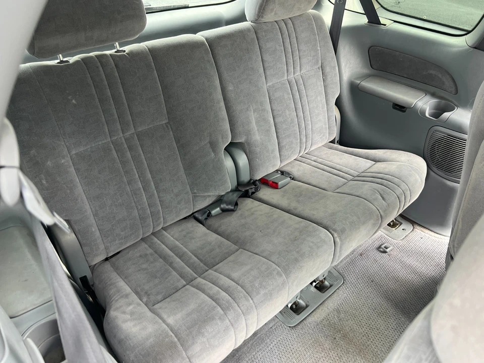 2002 Toyota Sienna 1st Gen - Image 13 of 21
