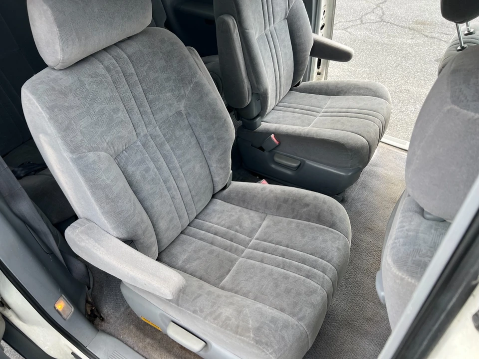 2002 Toyota Sienna 1st Gen - Image 14 of 21