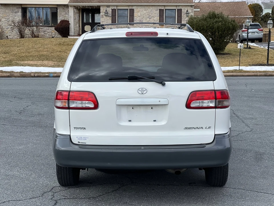 2002 Toyota Sienna 1st Gen - Image 5 of 21