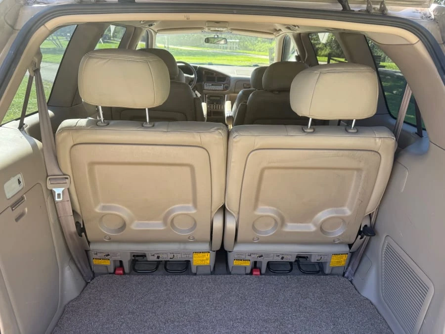 2002 Toyota Sienna 1st Gen - Image 15 of 16