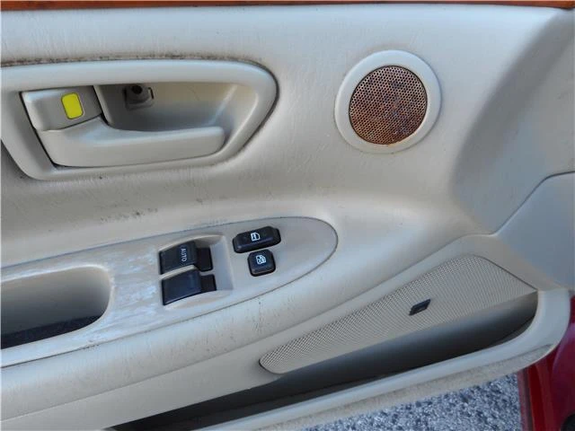 2002 Toyota Solara 1st Gen - Image 16 of 21