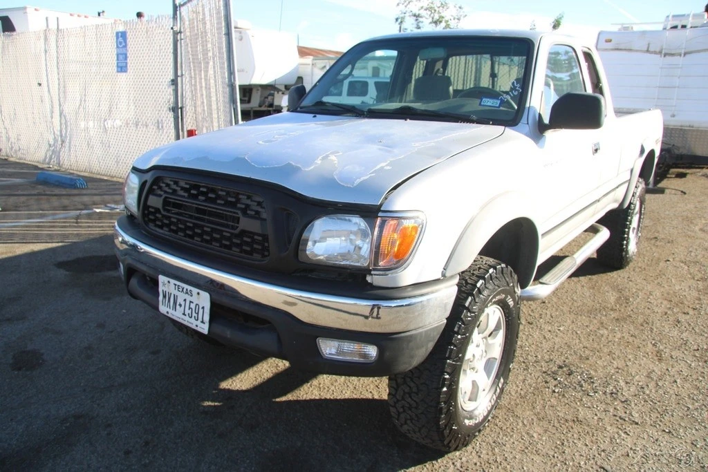 2002 Toyota Tacoma 1st Gen - Image 2 of 21