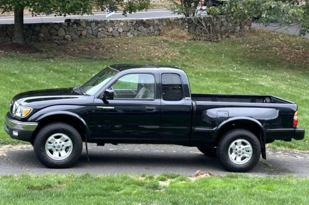 2002 Toyota Tacoma 1st Gen - Image 3 of 8