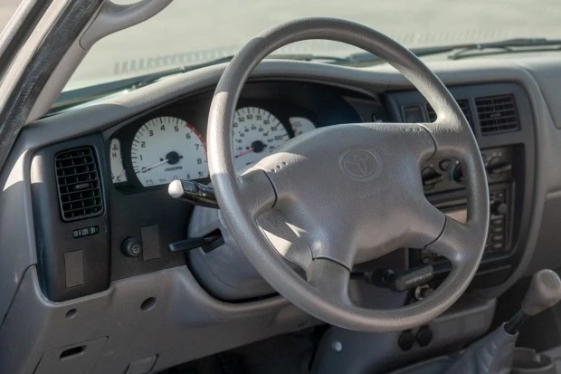 2002 Toyota Tacoma 1st Gen - Image 5 of 8