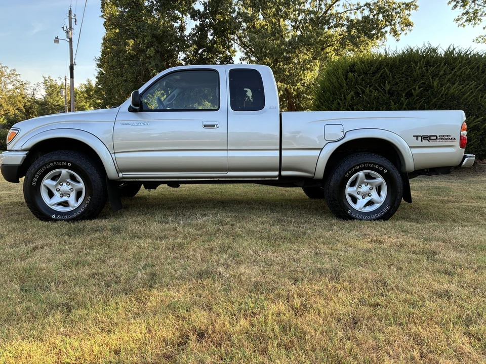 2002 Toyota Tacoma 1st Gen - Image 4 of 31