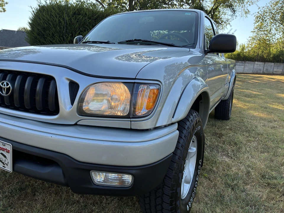 2002 Toyota Tacoma 1st Gen - Image 25 of 31
