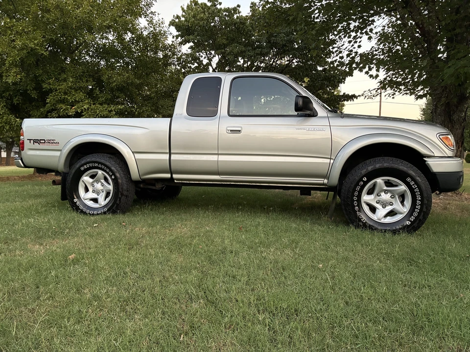 2002 Toyota Tacoma 1st Gen - Image 16 of 31