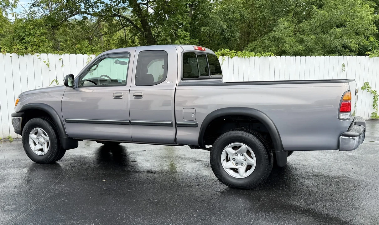 2002 Toyota Tundra 1st Gen - Image 11 of 31