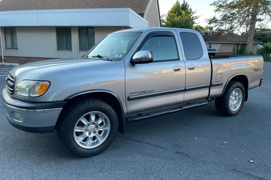 2002 Toyota Tundra SR5 Access Cab V8