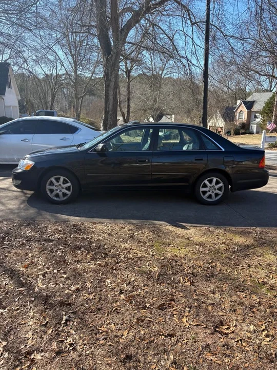 2002 Toyota Avalon 1st Gen - Image 2 of 8
