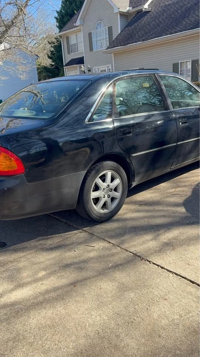 2002 Toyota Avalon 1st Gen - Image 6 of 8