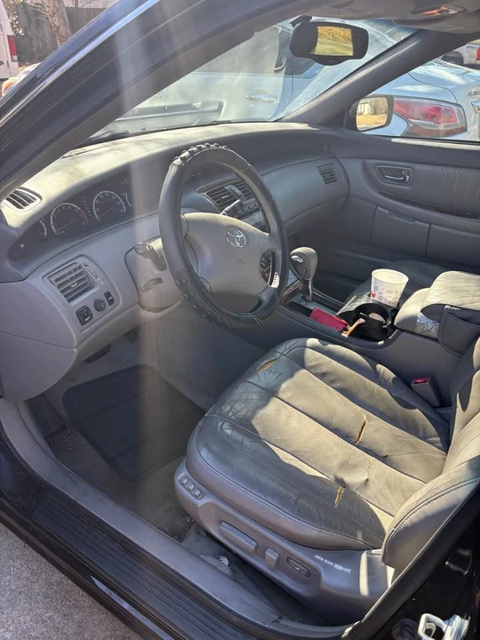 2002 Toyota Avalon 1st Gen - Image 7 of 8
