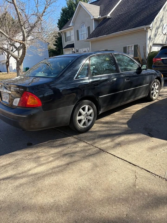 2002 Toyota Avalon 1st Gen - Image 5 of 8
