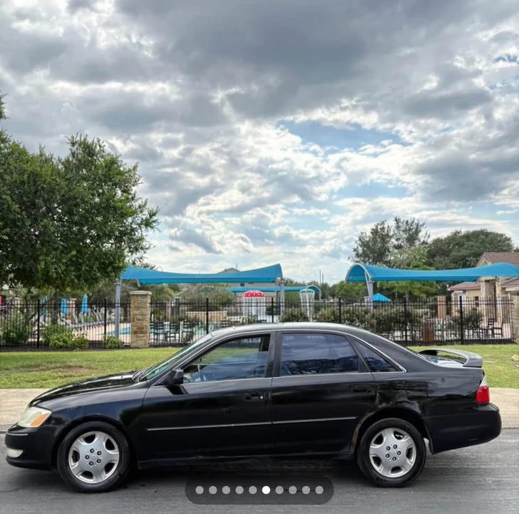 2002 Toyota Avalon 2nd Gen - Image 2 of 4