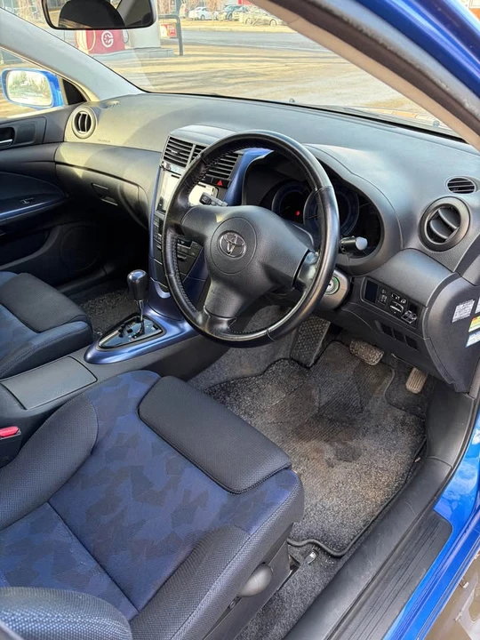 2002 Toyota Caldina 3rd Gen - Image 13 of 17