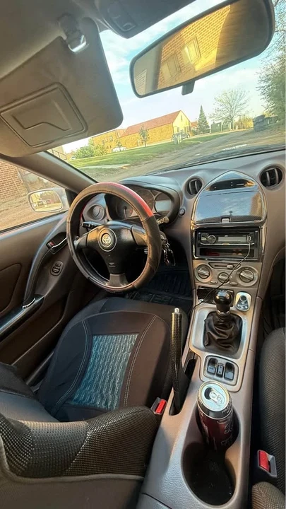 2002 Toyota Celica 7th Gen - Image 9 of 10