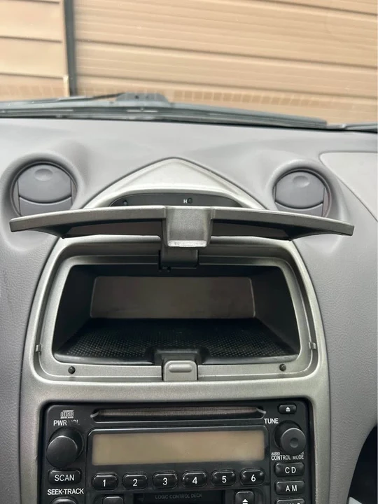 2002 Toyota Celica 7th Gen - Image 9 of 13