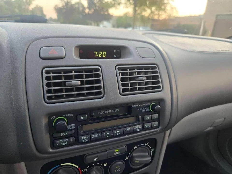 2002 Toyota Corolla 8th Gen - Image 17 of 18