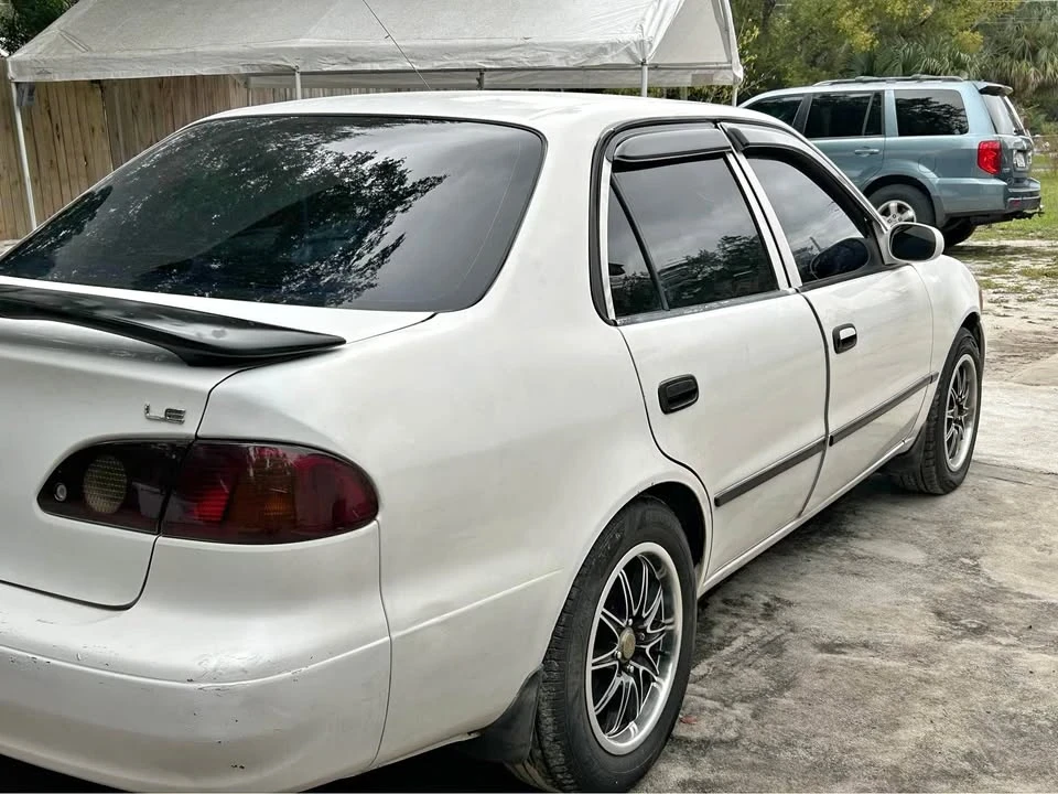 2002 Toyota Corolla 9th Gen - Image 1 of 8