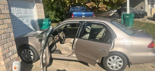 2002 Toyota Corolla LE Eco Plus