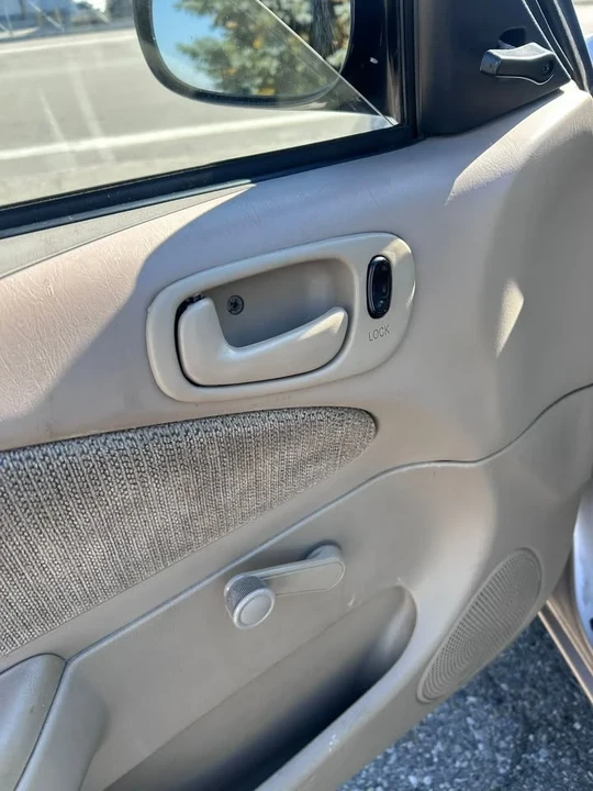 2002 Toyota Corolla 9th Gen - Image 11 of 18
