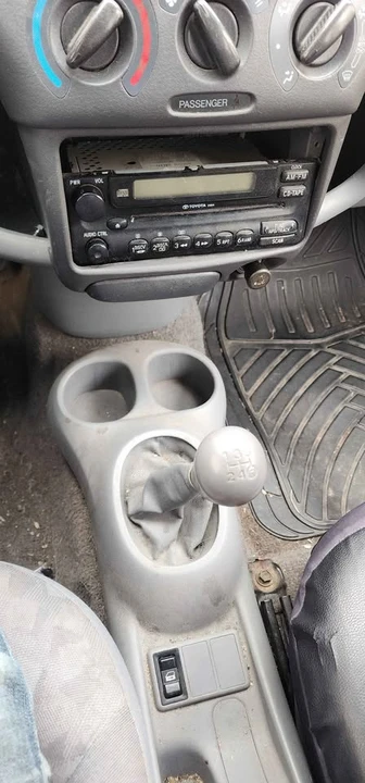 2002 Toyota Echo - Image 4 of 5