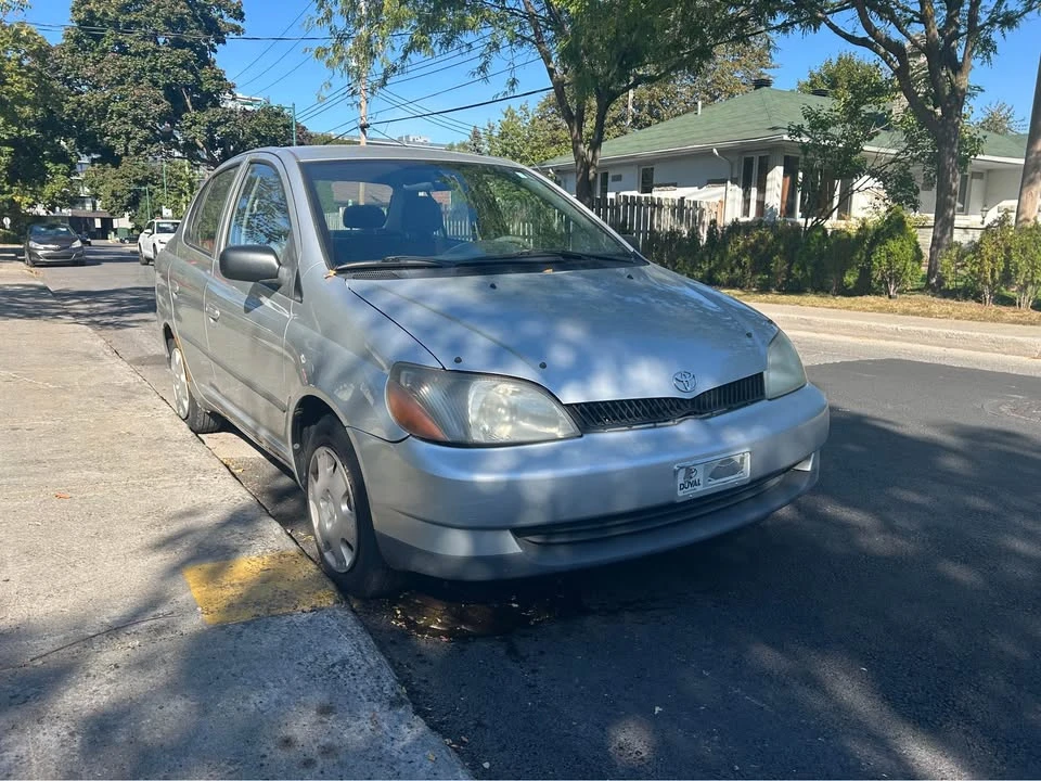 2002 Toyota Echo - Image 2 of 9