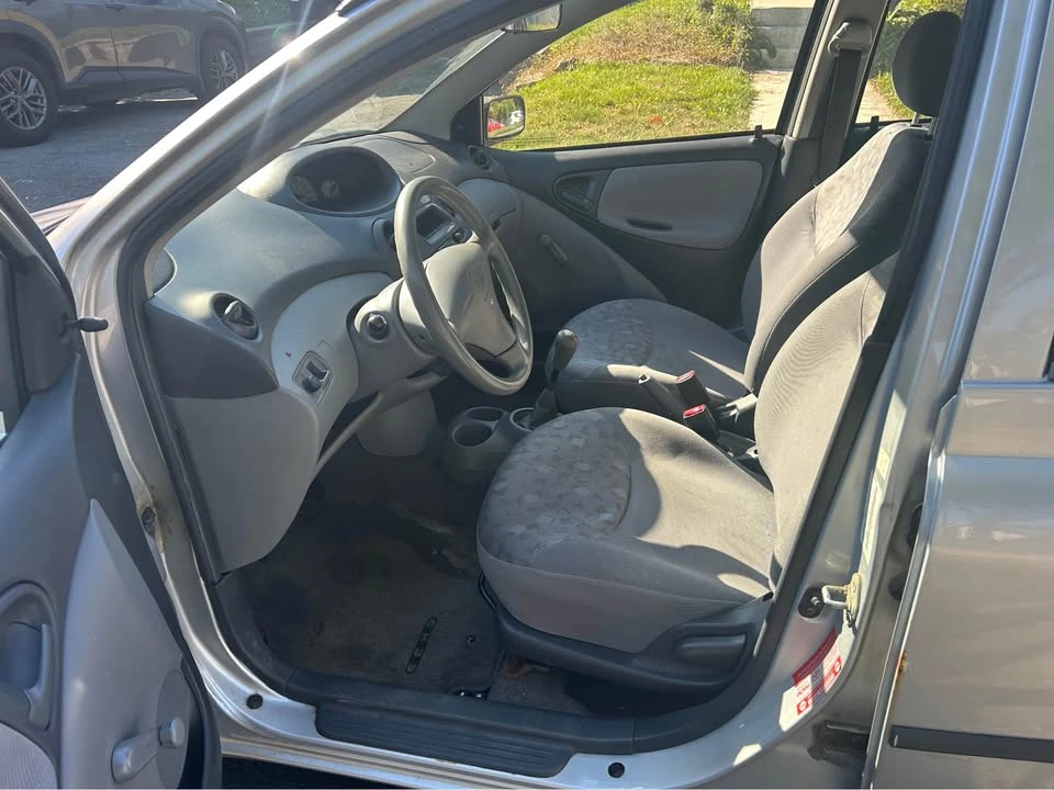 2002 Toyota Echo - Image 6 of 9