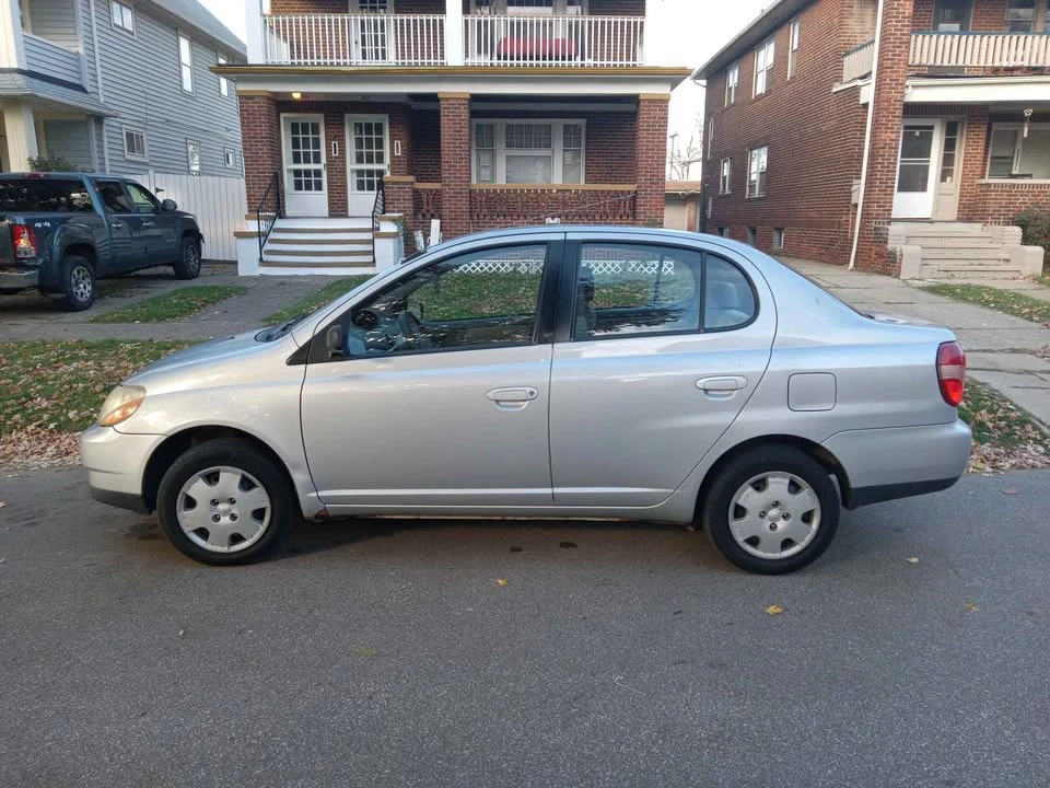 2002 Toyota Echo - Image 3 of 6