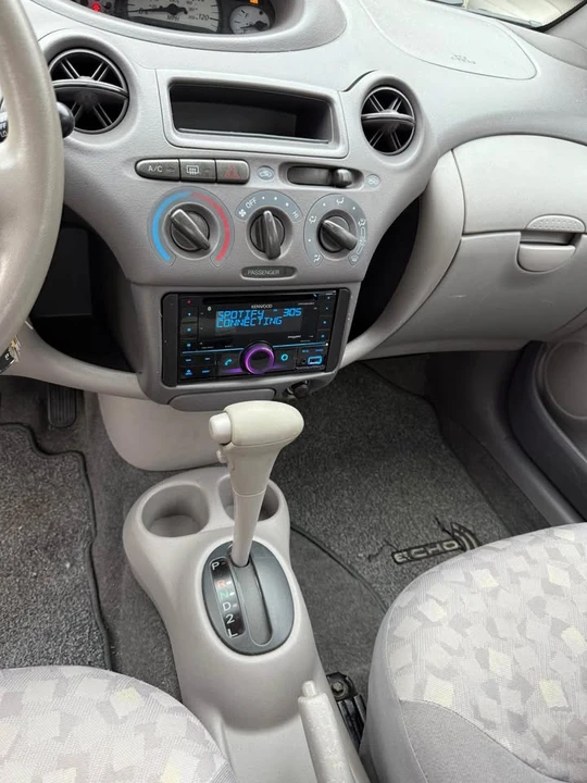 2002 Toyota Echo - Image 3 of 5