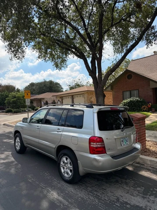 2002 Toyota Highlander - Image 3 of 9