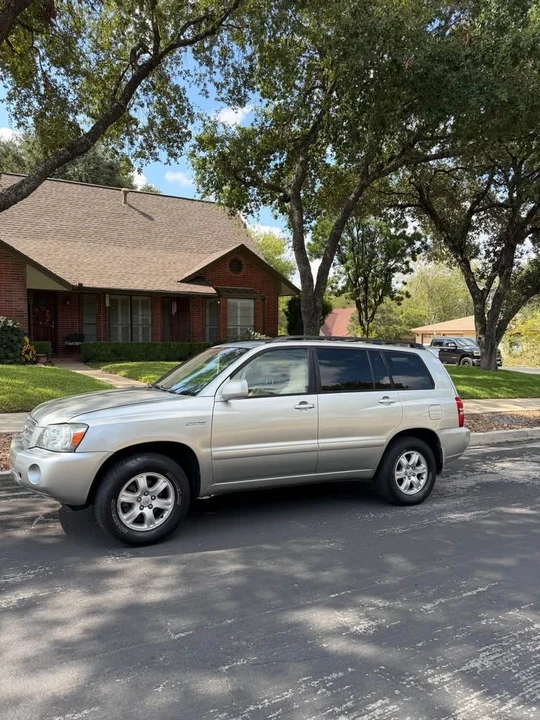 2002 Toyota Highlander - Image 2 of 9
