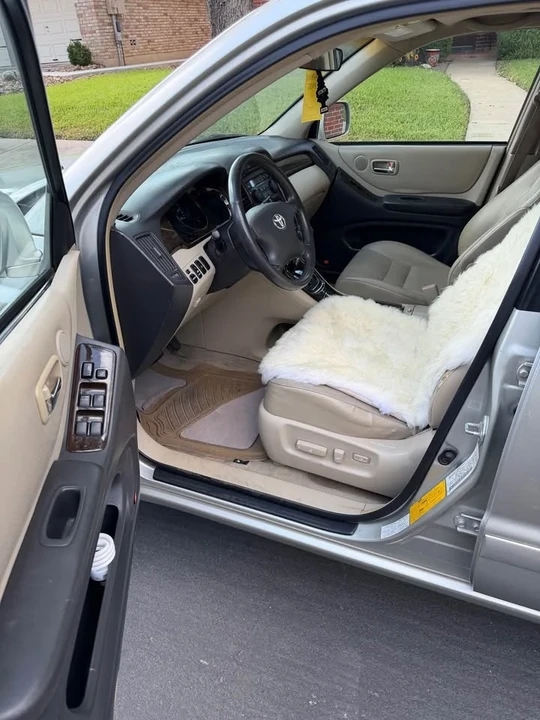 2002 Toyota Highlander - Image 6 of 9
