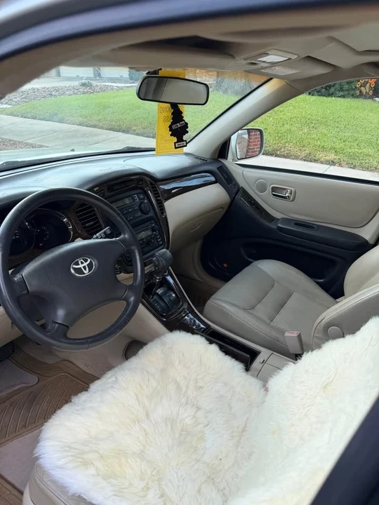 2002 Toyota Highlander - Image 7 of 9