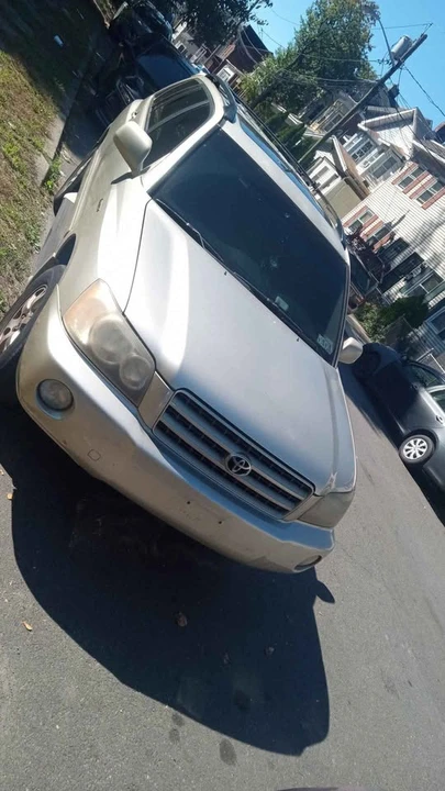 2002 Toyota Highlander - Image 3 of 5