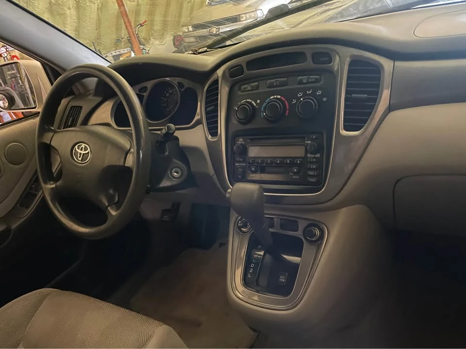 2002 Toyota Highlander - Image 2 of 7