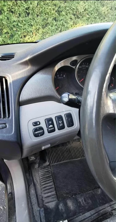 2002 Toyota Highlander - Image 18 of 19