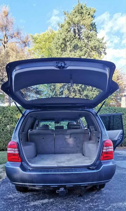 2002 Toyota Highlander - Image 12 of 19