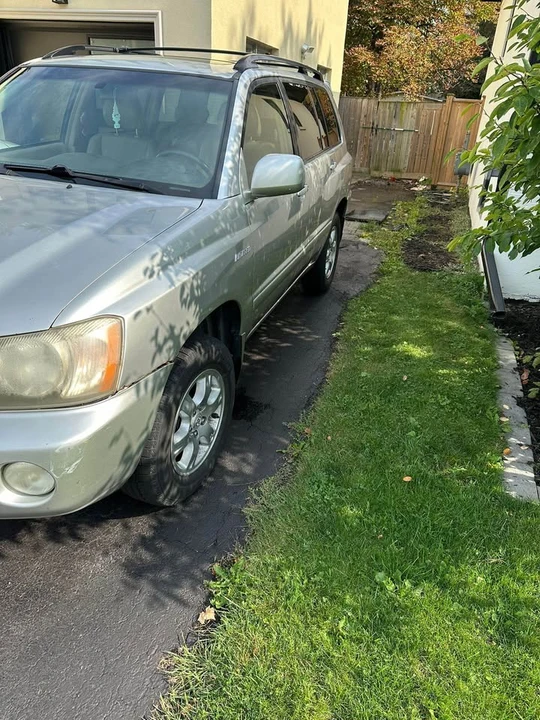 2002 Toyota Highlander - Image 9 of 10