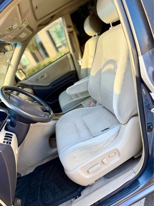 2002 Toyota Highlander - Image 9 of 11