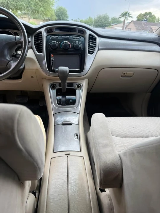 2002 Toyota Highlander - Image 8 of 8