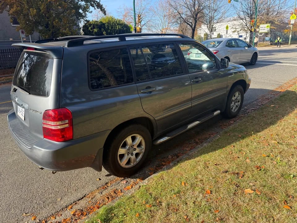 2002 Toyota Highlander - Image 3 of 8