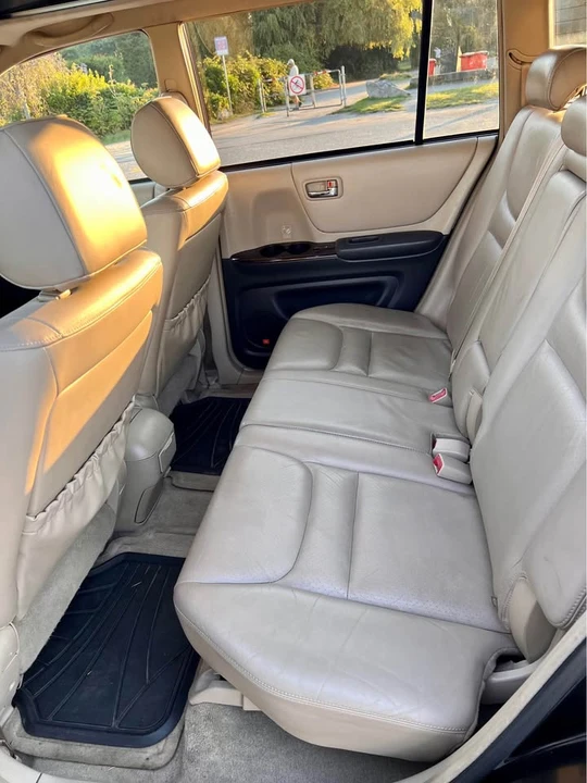 2002 Toyota Highlander - Image 6 of 13