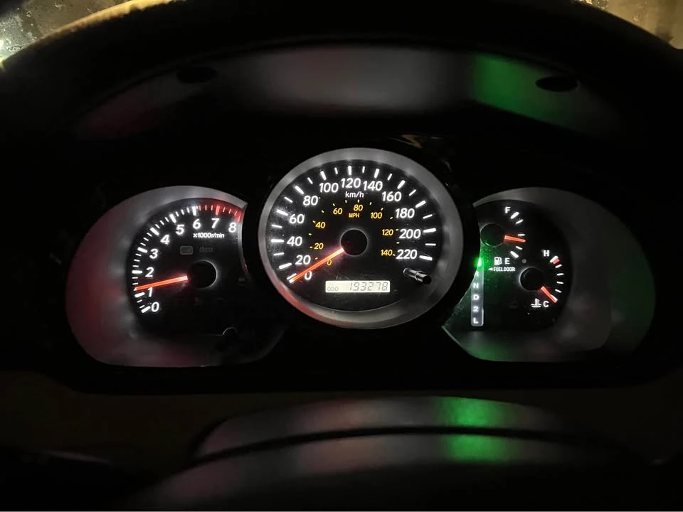 2002 Toyota Highlander - Image 11 of 13