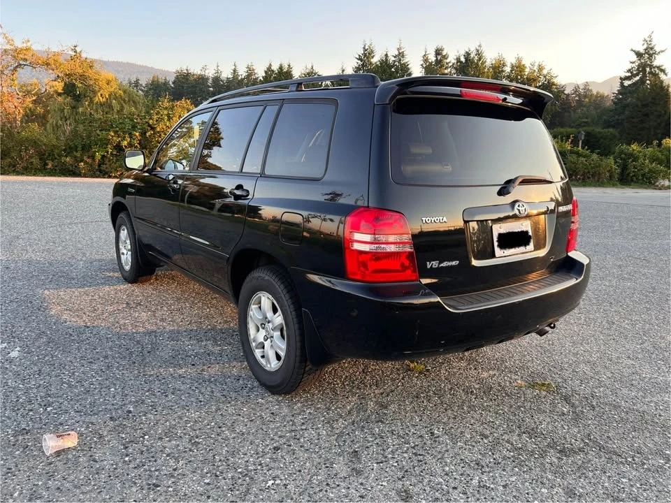 2002 Toyota Highlander - Image 2 of 13