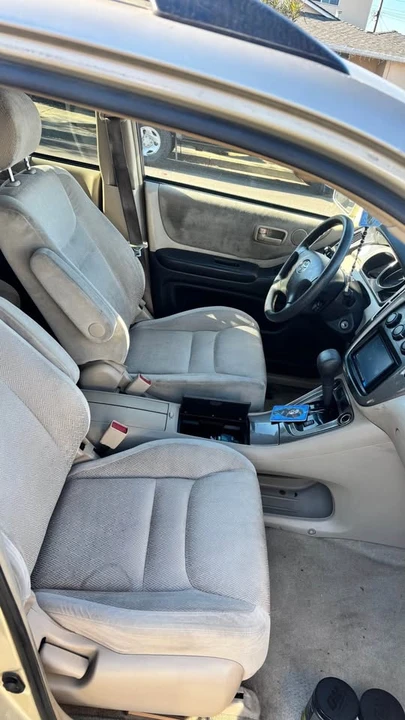 2002 Toyota Highlander - Image 3 of 4